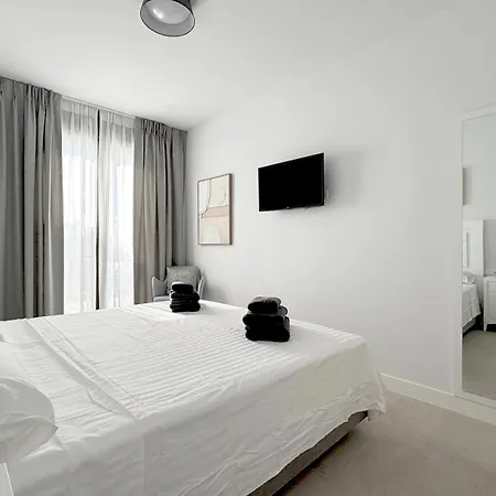 Town Luxury Pluto Daire *