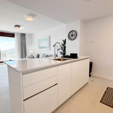 Town Luxury Pluto Apartamento Estepona