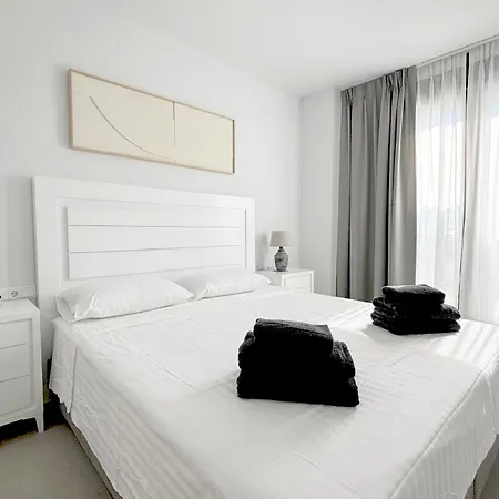 Town Luxury Pluto Apartamento