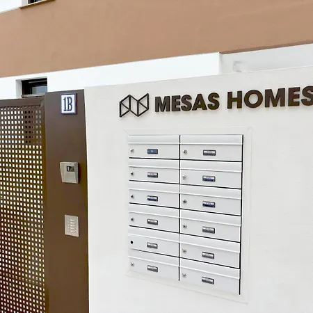 Town Luxury Pluto Daire Estepona