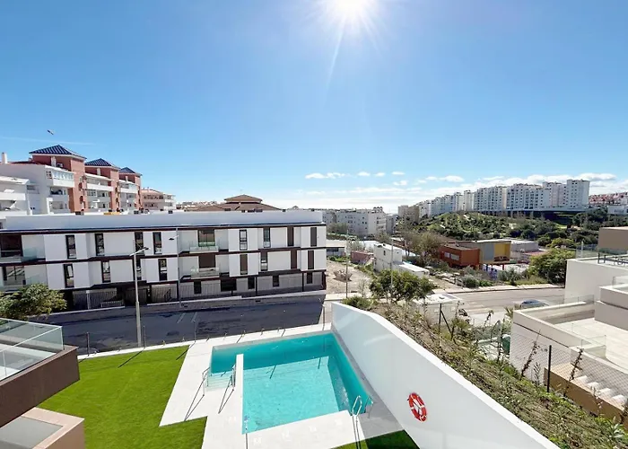 Town Luxury Pluto Apartment