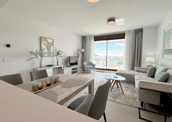 Apartment Town Luxury Pluto